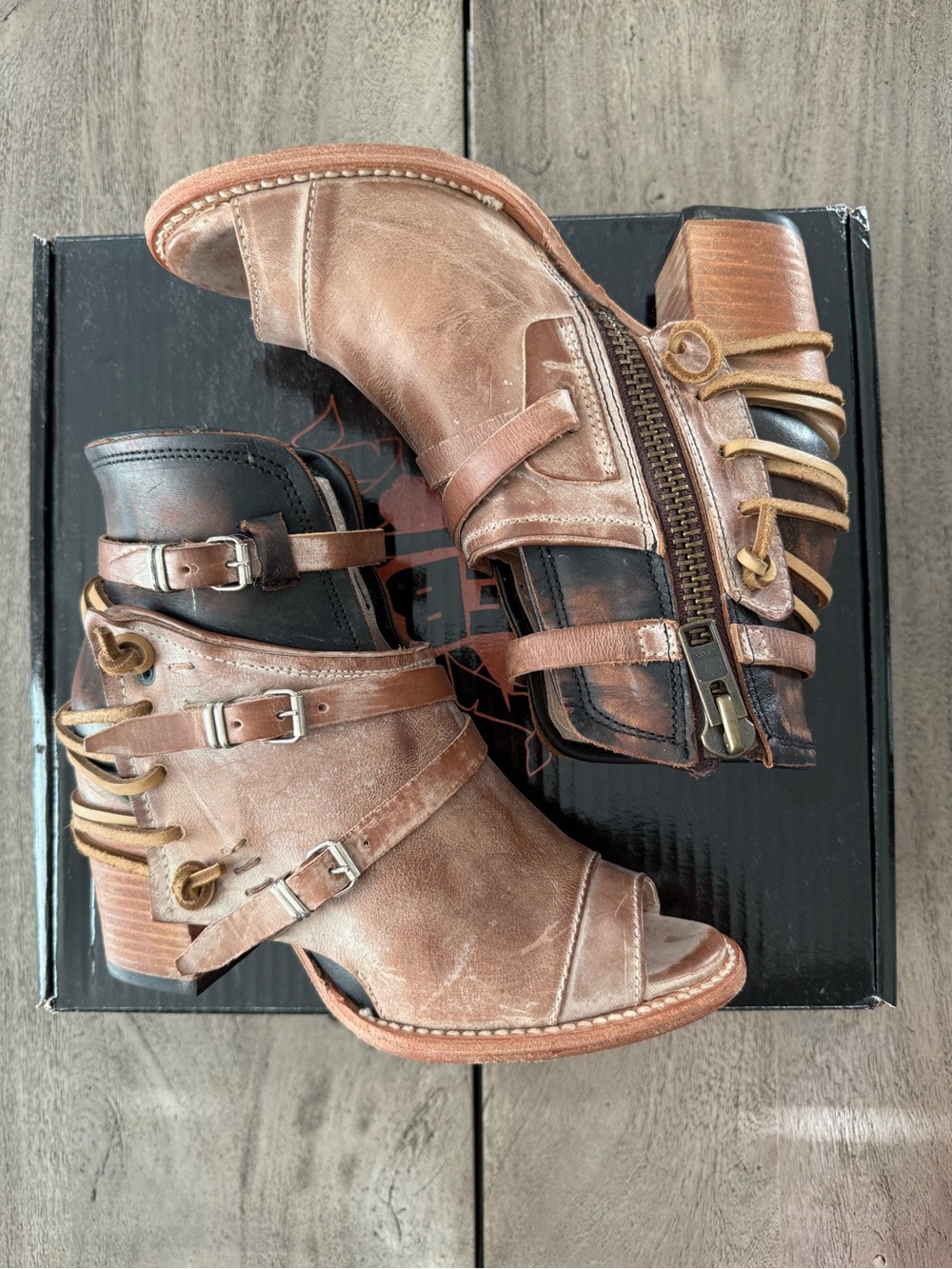Freebird “Carterr” Boots / Taupe / Sz 8 - Picture 4 of 16